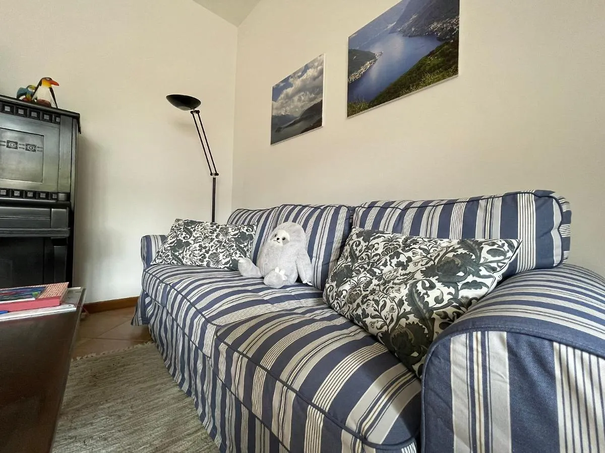 B&B La Casa Di Trizzi Como 3*,  Italy