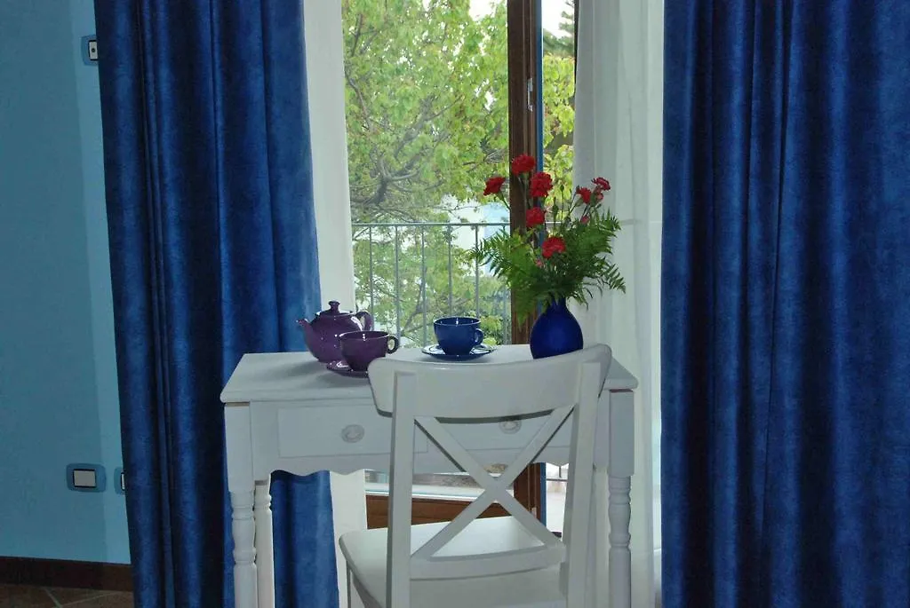 B&B La Casa Di Trizzi Como Bed & Breakfast